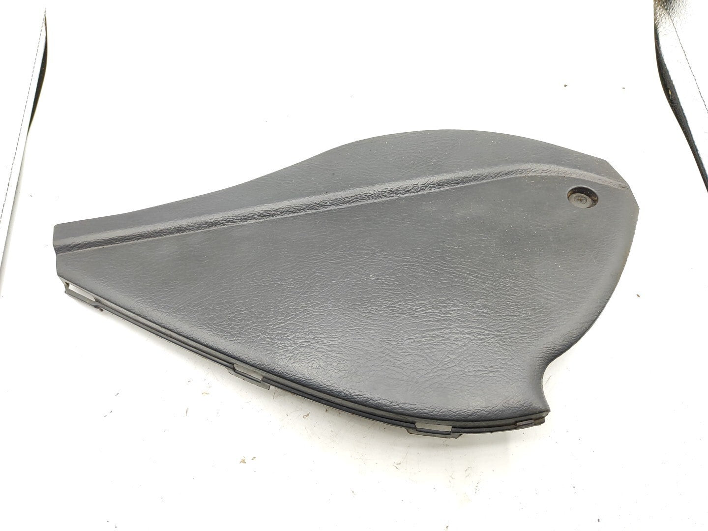 Honda Civic EK 6 Gen Hatchback 1996 Front Left Dash End Cover Trim 77226S04