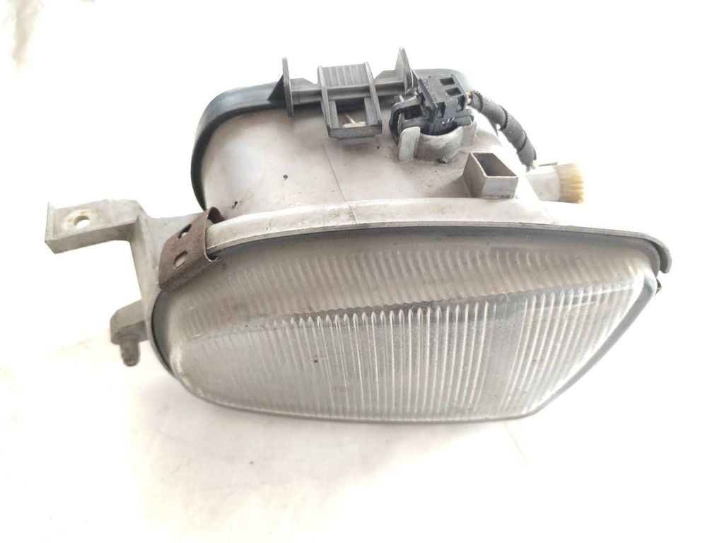 Mercedes-Benz E W210 1998 front left bumper fog light 14726100 