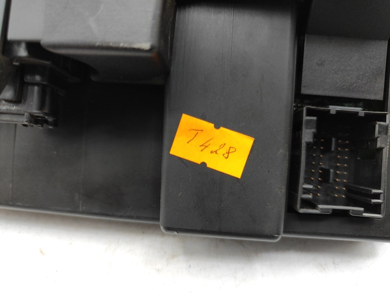 Alfa Romeo GT 2006 LHD Dash Climate Control 01560513690