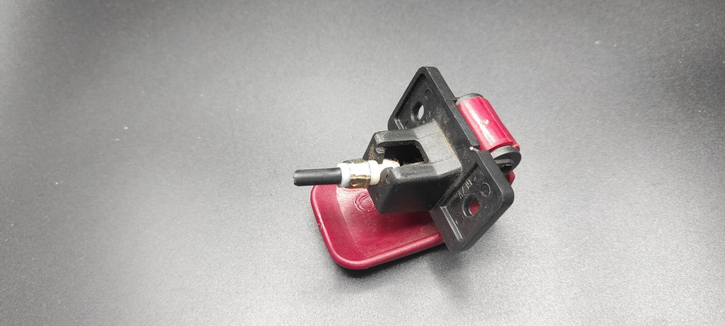 Alfa Romeo 156 147 GT 2005 LHD Bonnet Hood Open Release Handle