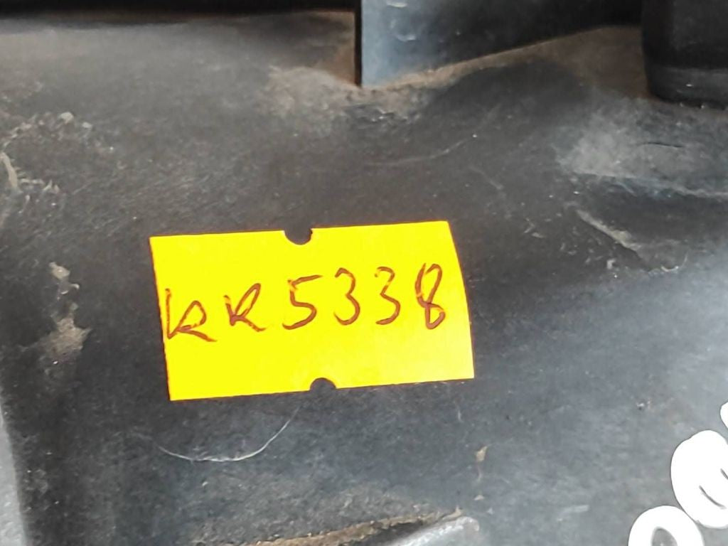 Ford Fiesta 2004 front left bumper fog light 89202172 