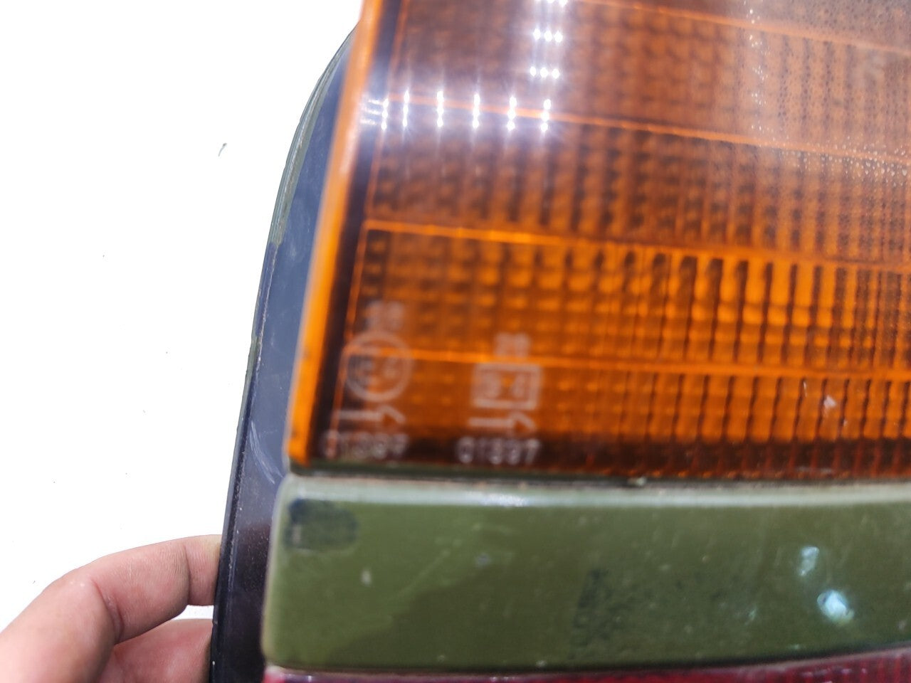 Mitsubishi Space Wagon 1997 LHD Rear Right Taillight Light 0431536R