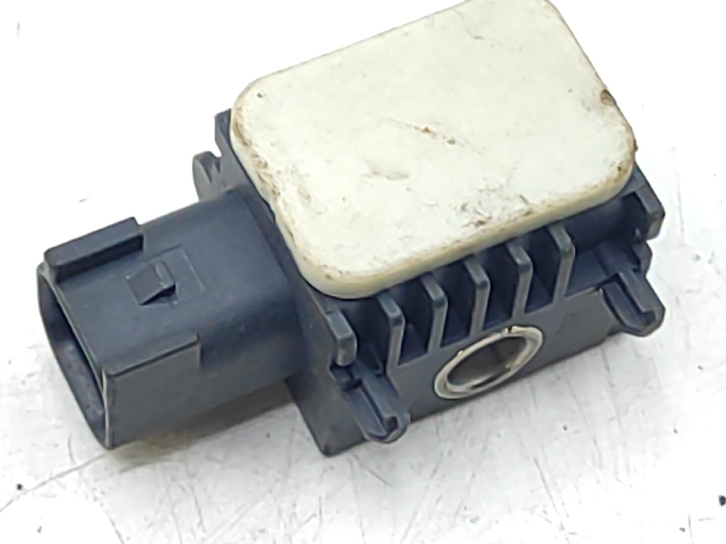 Land Rover Freelander LR2 Diesel 2009 Safety Crash Impact Sensor 3M5T14B342AB