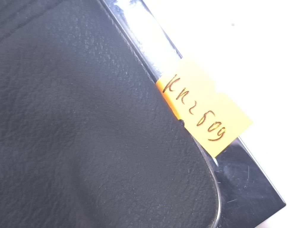 Volkswagen PASSAT B6 2008 Gear lever shifter trim leather knob 