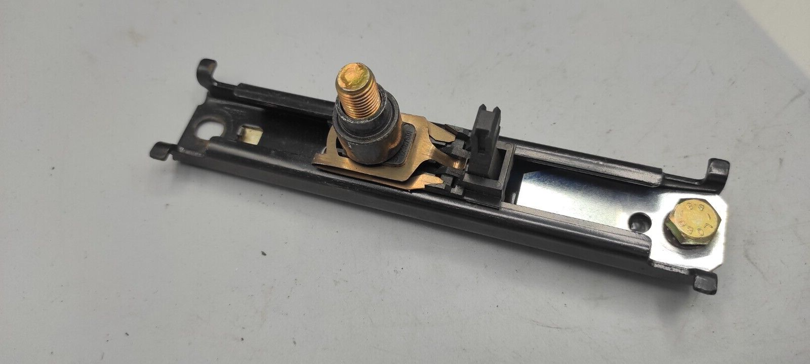 Alfa Romeo 156 1.9JTD 2005 Front Right Seatbelt Height Adjustment Regulator Rail