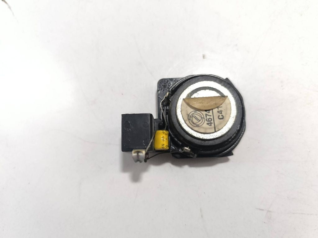 Alfa Romeo 147 2004 Front door tweeter speaker 46743123 