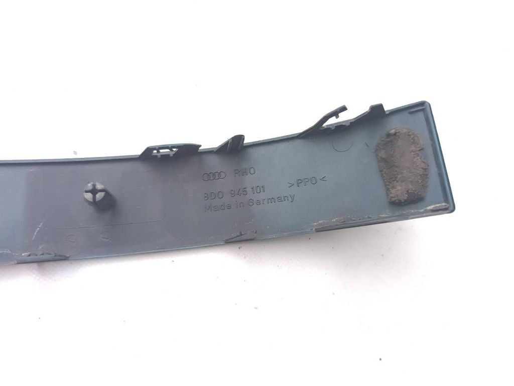 Audi A4 S4 B5 8D 1997 rear left tail light trim cover 8D0945101 