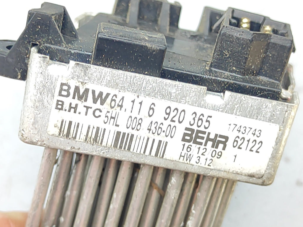 BMW 3 Series E46 320D 110kW  2000 Heater fan motor  resistor 6920365