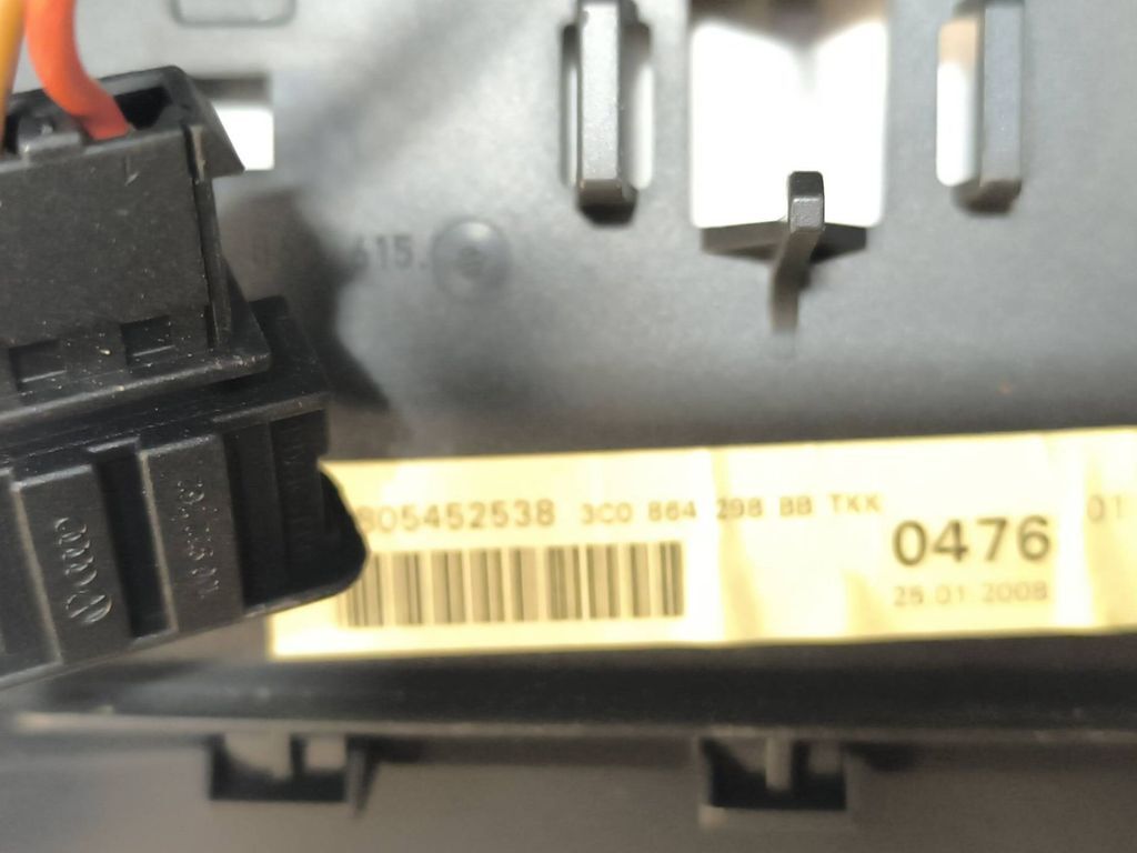 Volkswagen PASSAT B6 2007 Rear center console air vent grill 3C0864298BB 