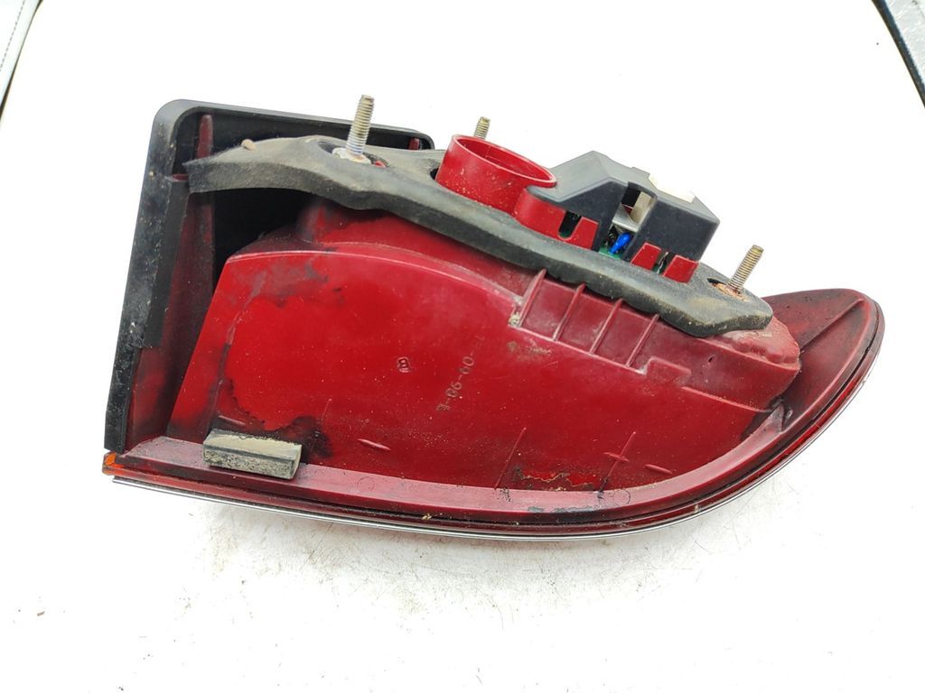 Alfa Romeo 166 3.2 2001 LHD rear left side tail light lamp 