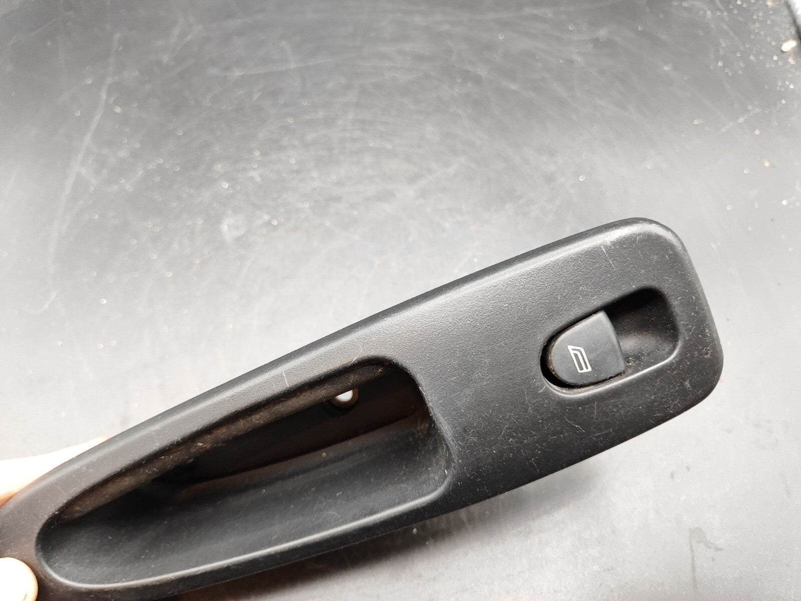 Alfa Romeo 166 2.4JTD 110kW 10V 2001 Electric Window Switch Button 156018359