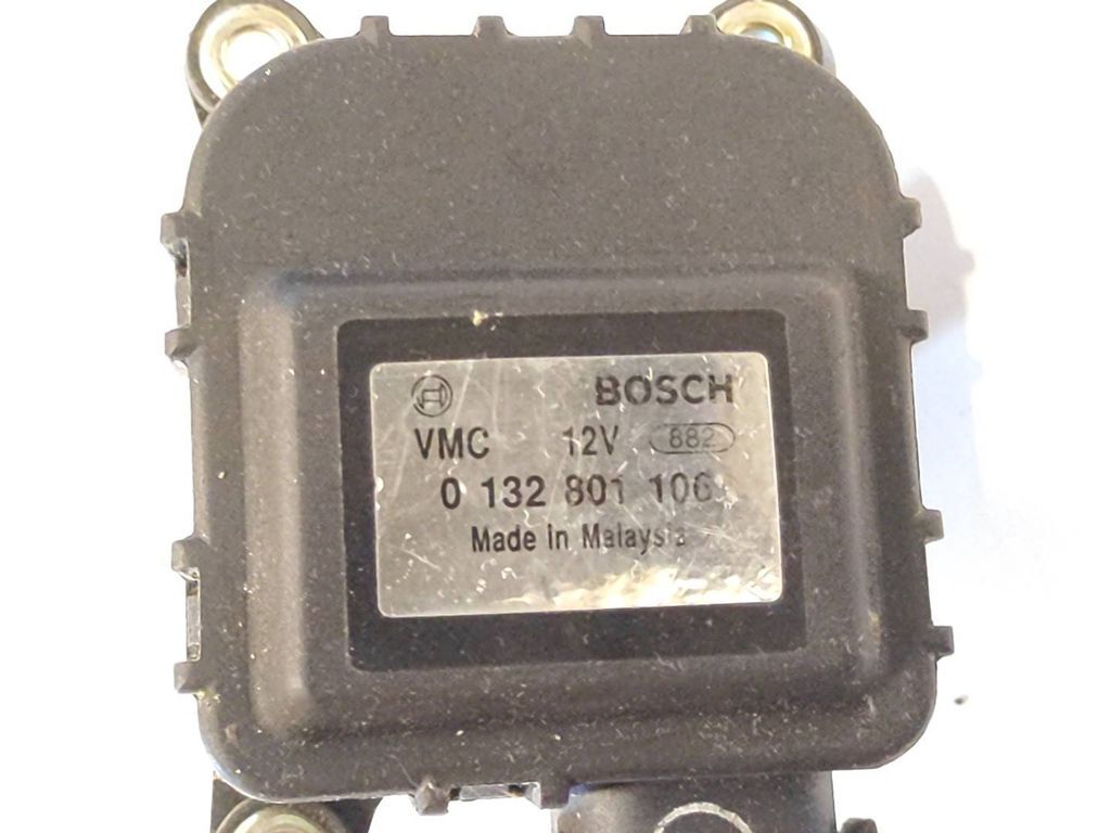 Alfa Romeo 155 1.8i 103kW 1994 Air heater flap actuator motor 0132801106 