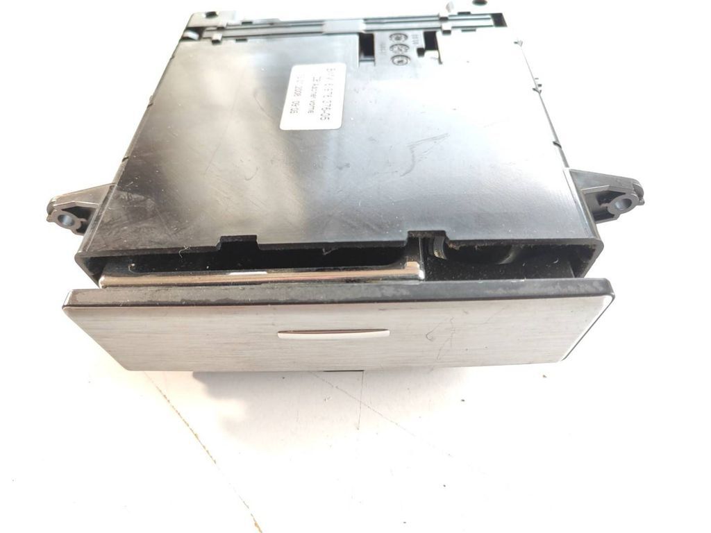 BMW 5 E60 E61 2009 ashtray insert 6976376 
