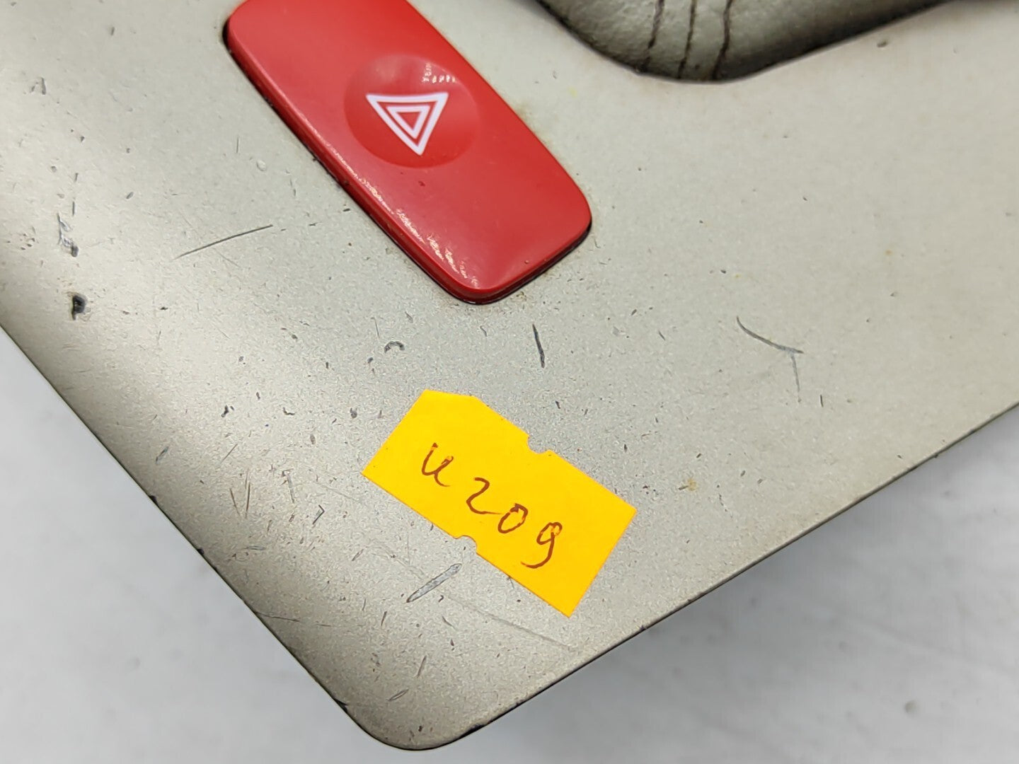 Alfa Romeo 159 2007 Knob Shifter Surround Trim Leather 156067821 GOLDEN