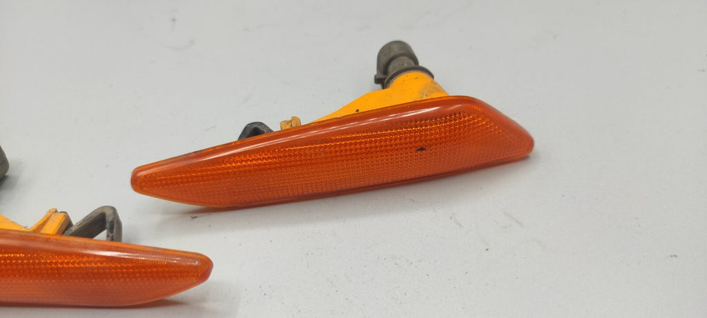 Alfa Romeo 156 2.4JTD 110kW Diesel 2002 Front Orange Indicator Turn Light Set