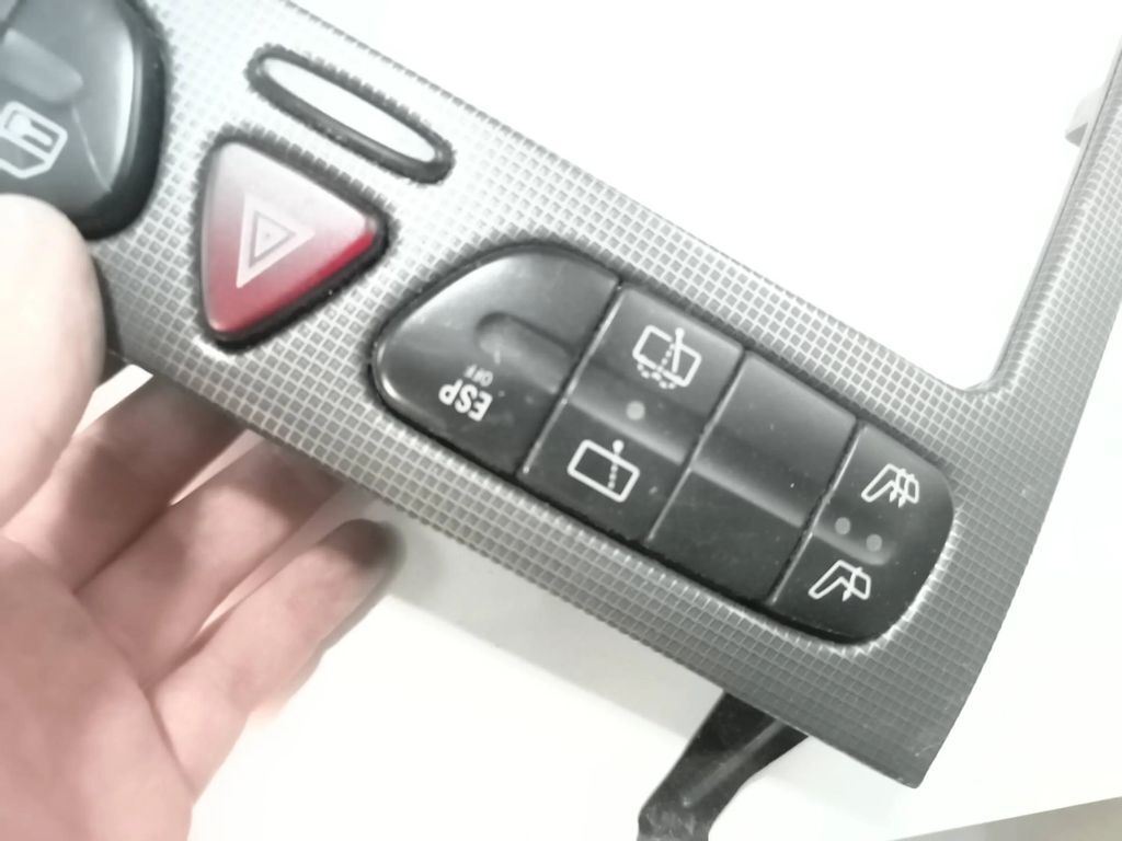 Mercedes-Benz C W203 2002 Front Center Panel AC heater control trim A203680 