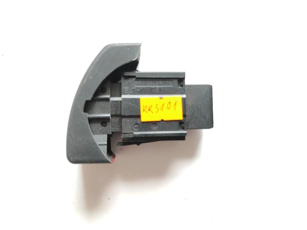 Opel Corsa C 2001 Hazard light switch button 13539900 