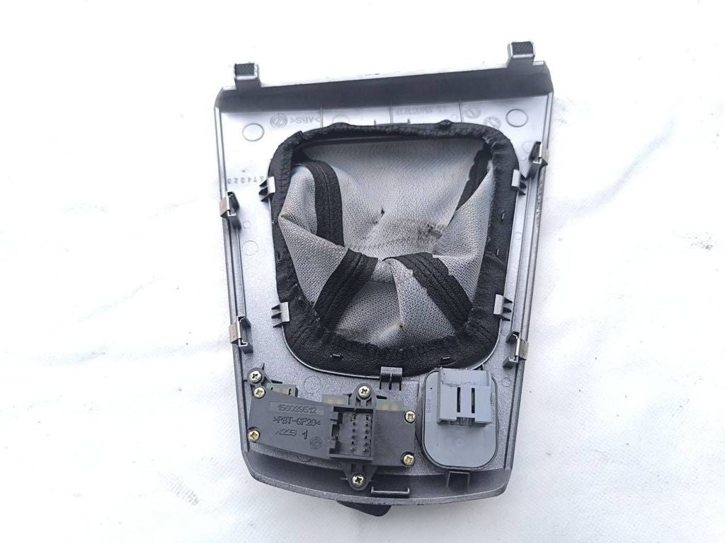 Alfa Romeo 156 1.9JTD SW 2003 LHD Gear shifter surround trim plastic 156033239 
