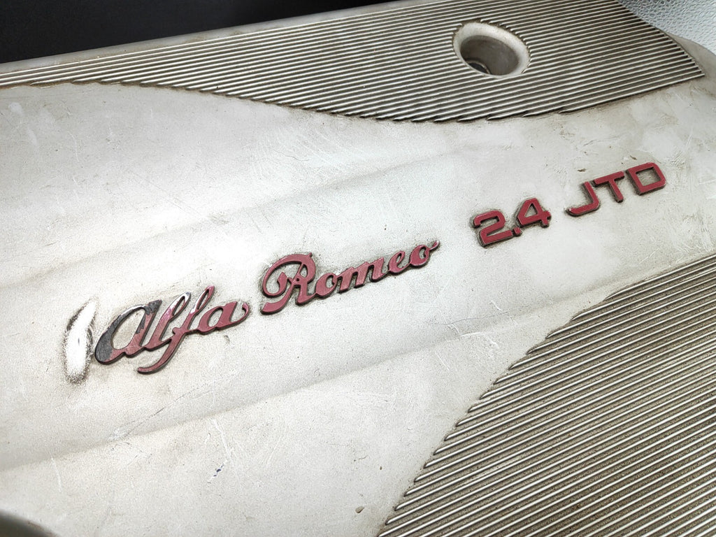 Alfa Romeo 156 2.4JTD 10V 2000 Diesel Engine Plastic Top Cover