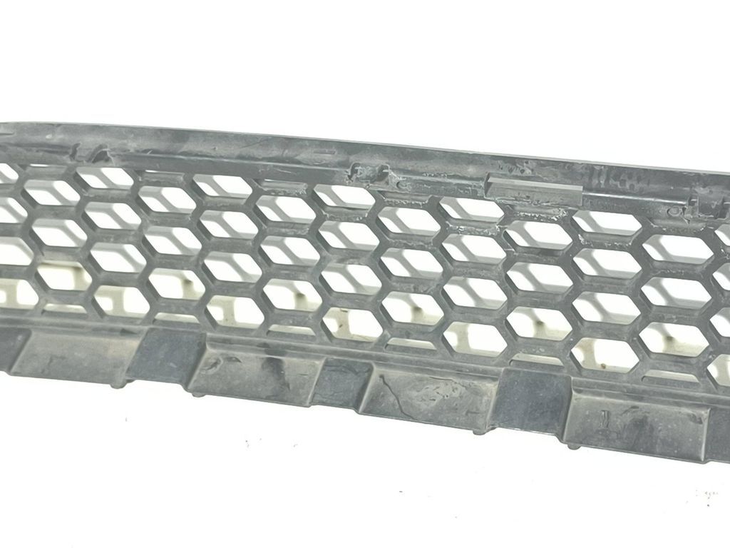 Volvo S60 2012 Front bumper lower grill 30795021 