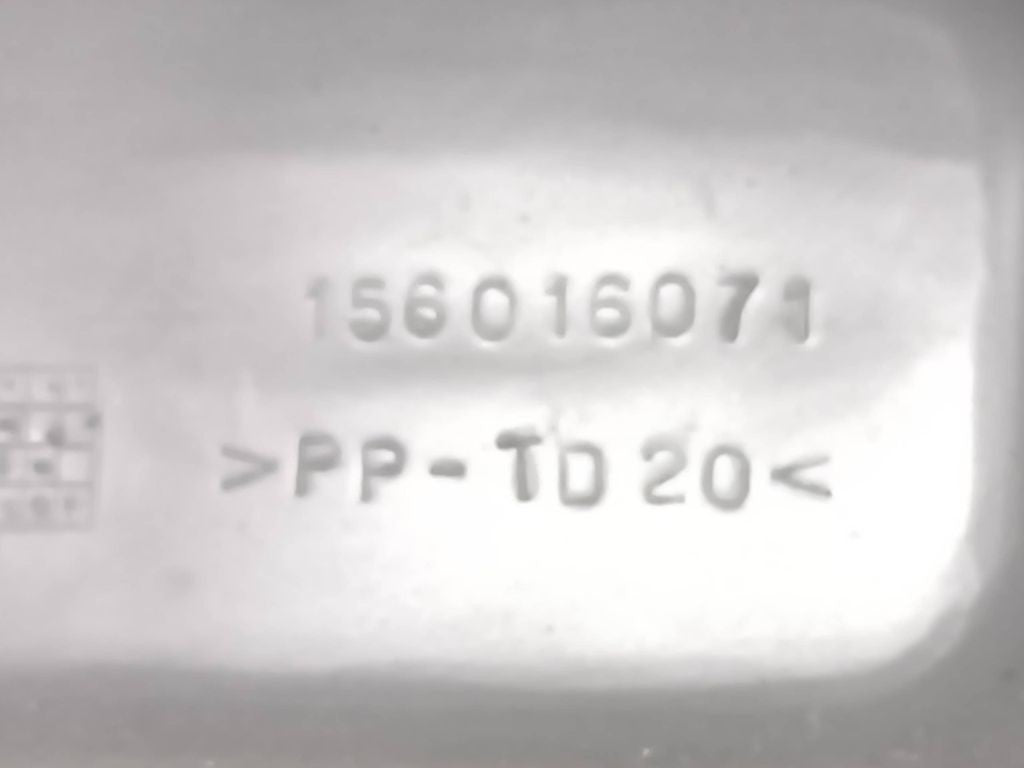 Alfa Romeo 156 1998 tail light bulb cover 156016071 