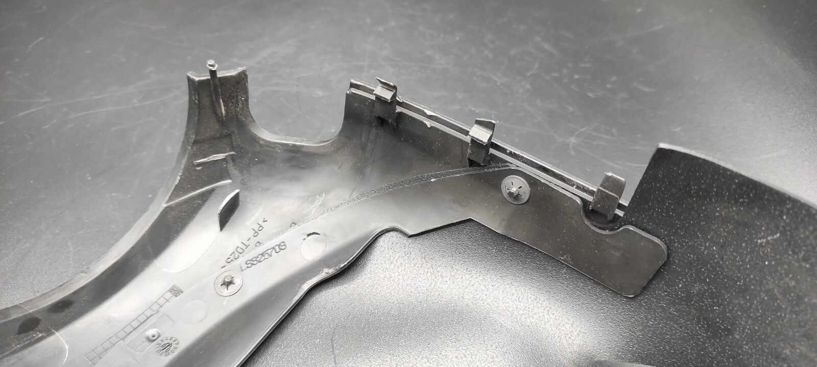 Alfa Romeo 147 / GT 1.9JTD Diesel 2004 Steering Column Cover Trim LS325703