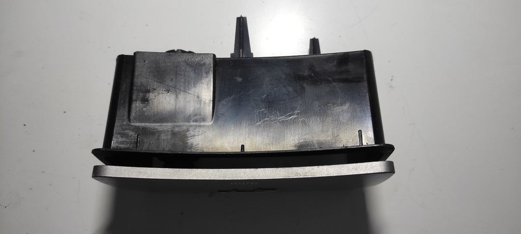 Alfa Romeo GT 1.9JTD 2004 LHD Front Dash Ashtray / Storage Copartment