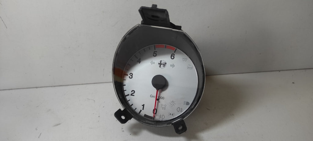 Alfa Romeo 156 1.9JTD 2004 LHD Front Dash Tachometer Cluster 6160340010A