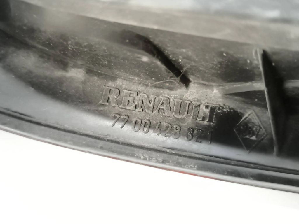 Renault Megane I 1999 rear right tail light lamp 7700428321 