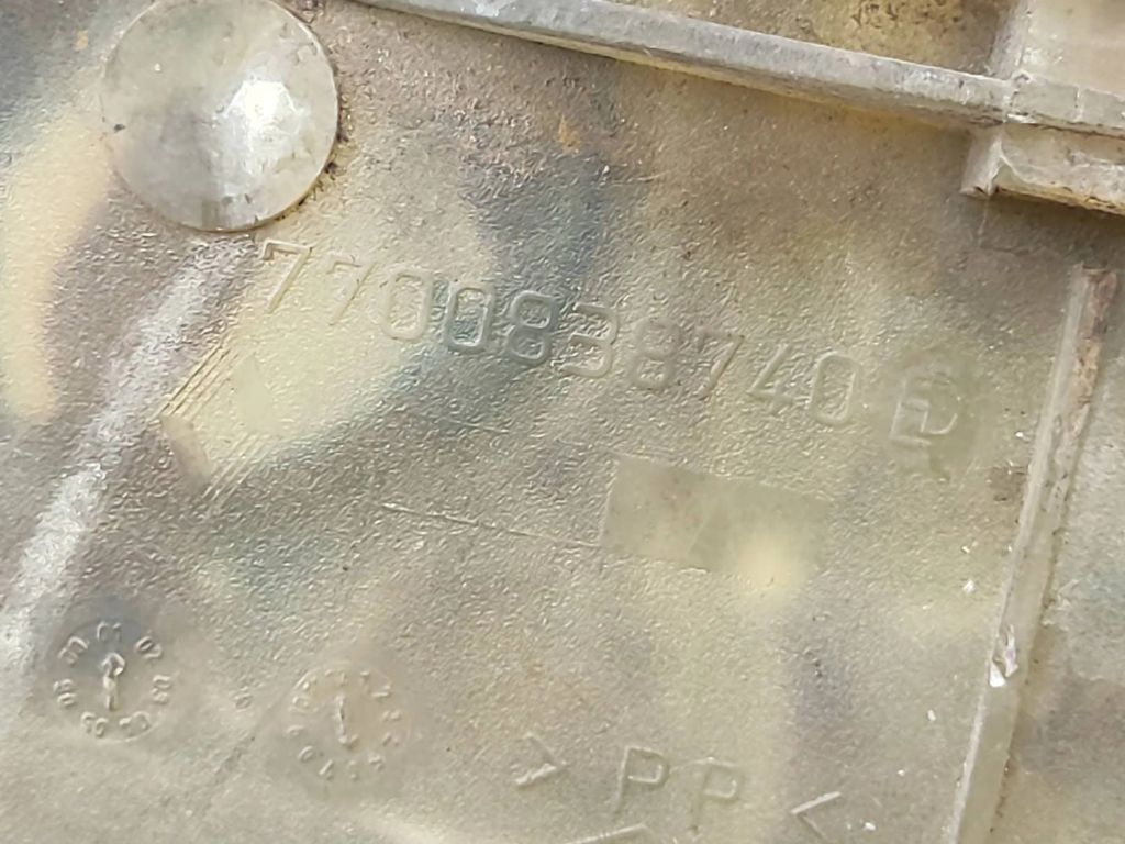 Renault Master II 1999 Water coolant expansion tank reservoir 7700838740 
