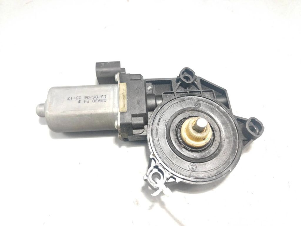 Alfa Romeo 159 2009 Rear Left Door window regulator motor D294400 
