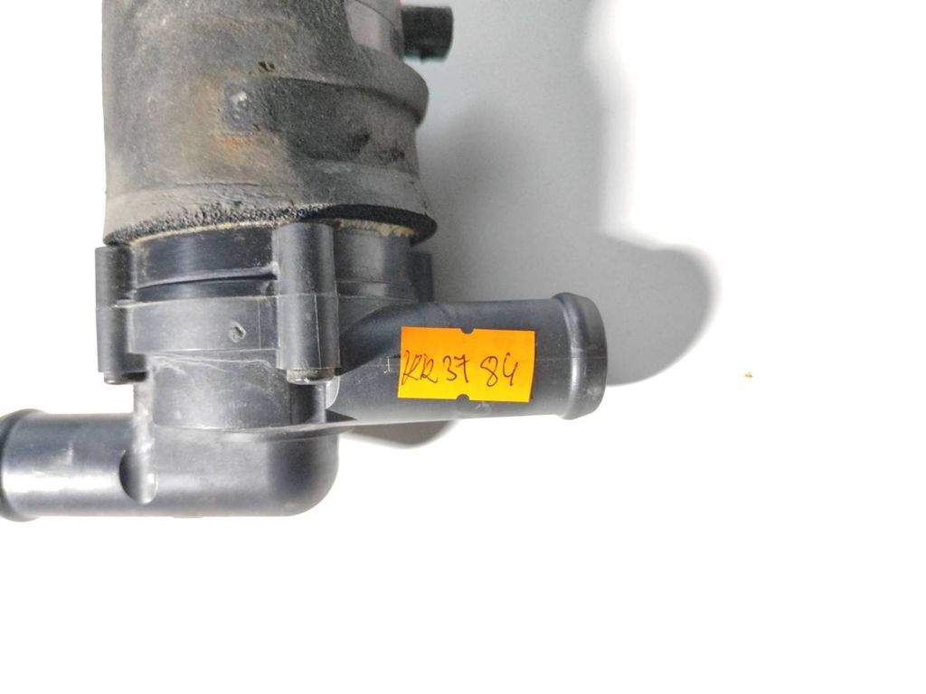 Volvo S60 2012 Electric auxiliary coolant water pump 9017985A 