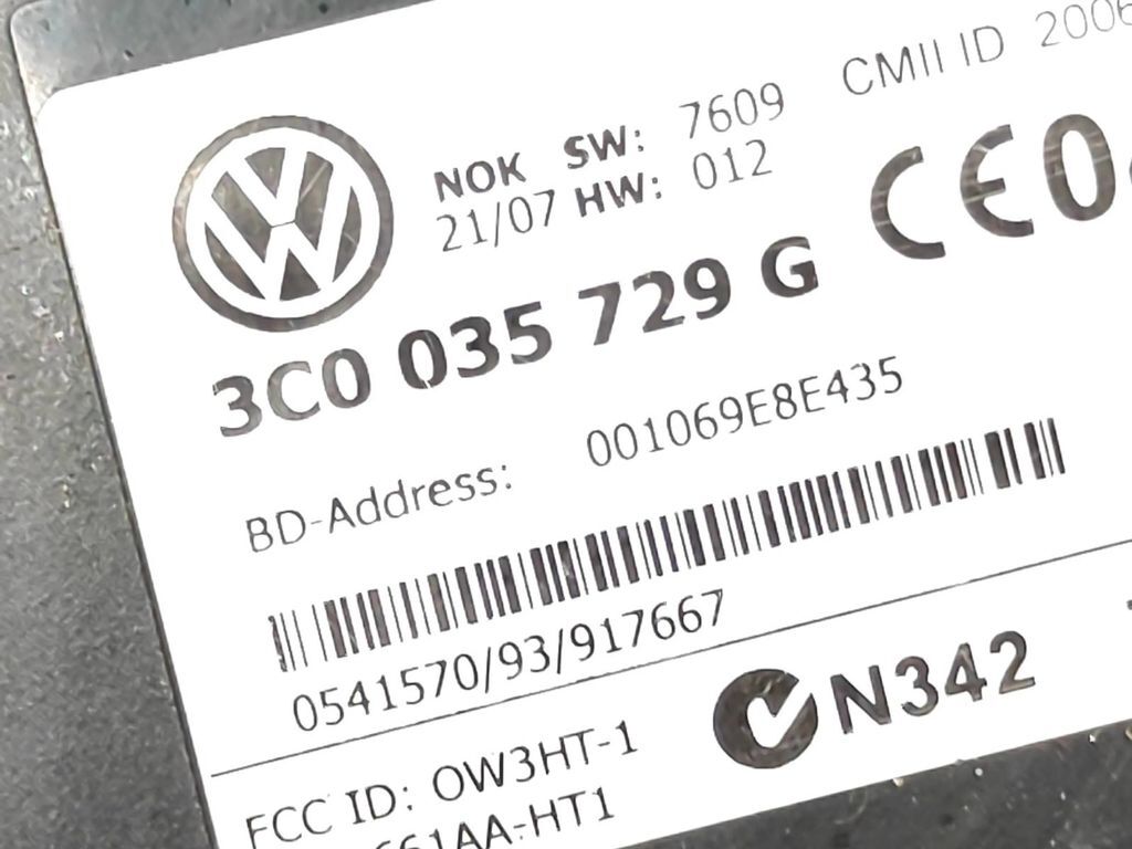 Volkswagen Touran I 2006 Bluetooth control unit module 3C0035729G 