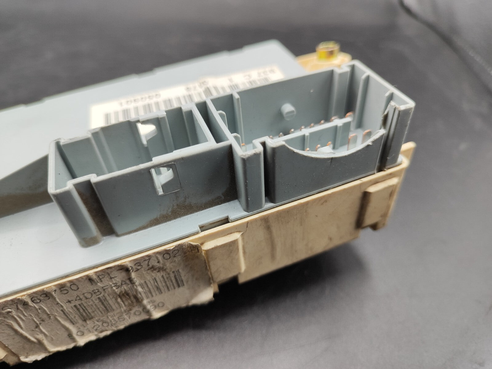 Alfa Romeo 147 8V 2003 Fuse Box Control Unit Module 46558758 467463750