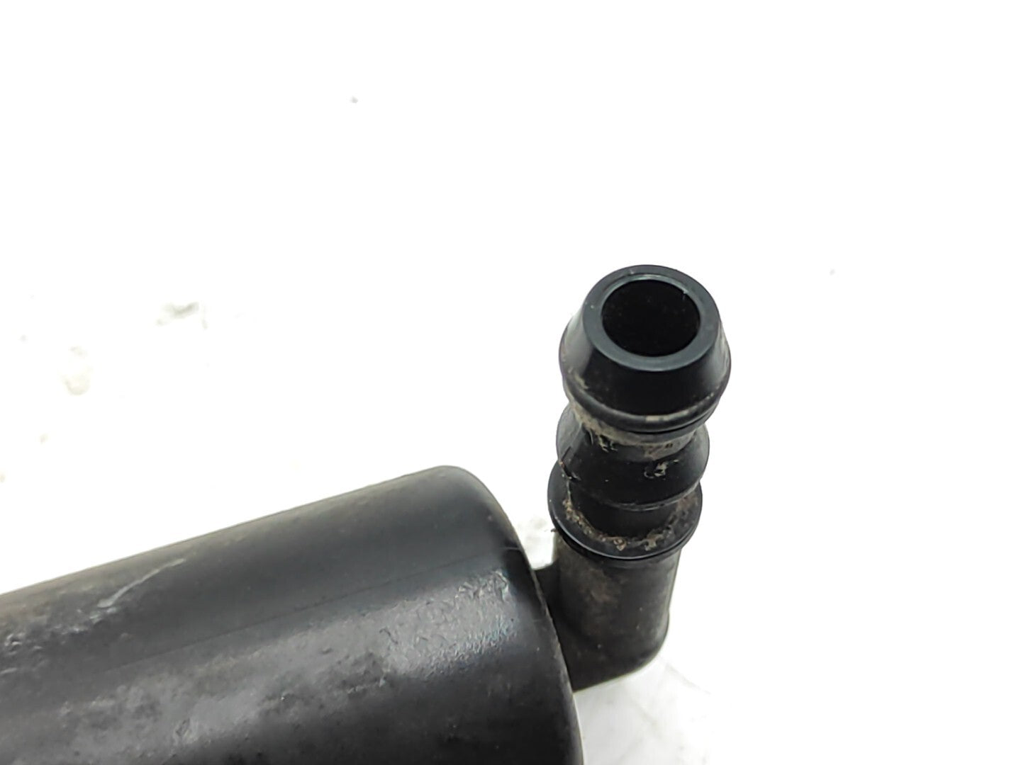 BMW 3 Series E90 E91 Front Headlight Light Washer Spray Nozzle 7179311 13037710