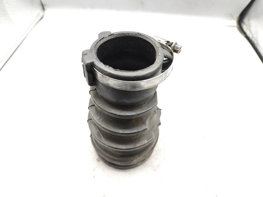 Citroen C5 2.2HDI 2009 Diesel intercooler hose pipe 040730D 