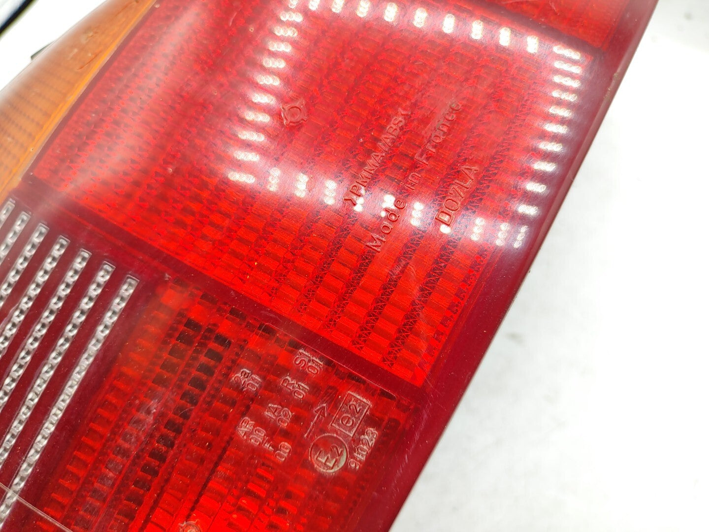 Ford Mondeo Hatch 1995 Rear Right Side Taillight Lamp Light 93BG13N004