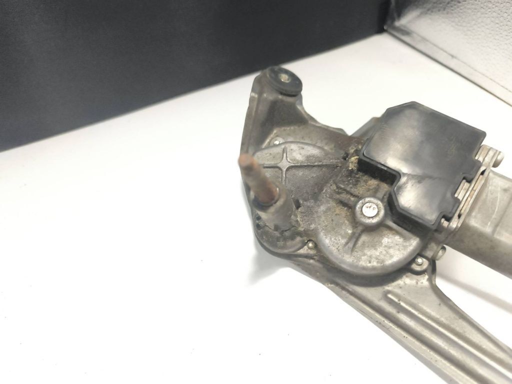 Toyota Avensis T250 2006 Rear window wiper motor 8513005100 