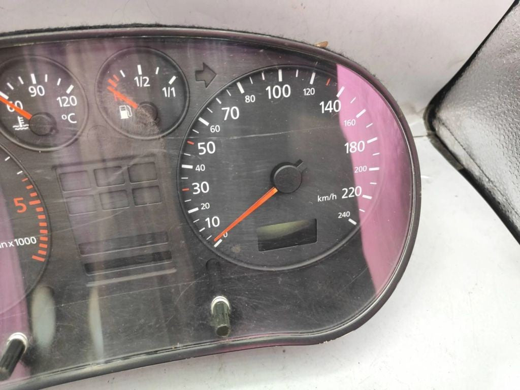 8L0919860D Audi A3 S3 8L 2002 Diesel speedometer instrument cluster 