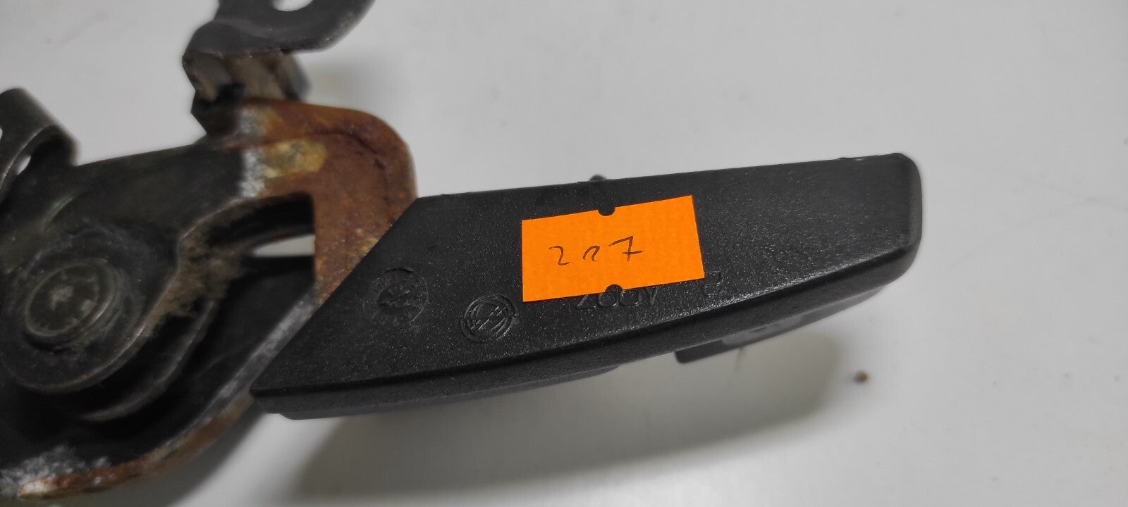 Alfa Romeo 156 2.4JTD 2005 LHD Trunk/ Boot/ Fuel Cap Release Handle