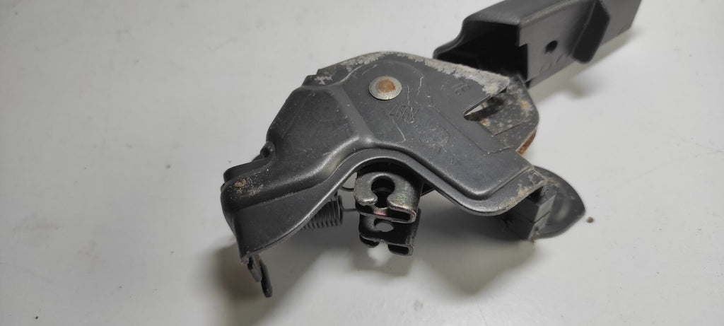 Alfa Romeo 156 2.4JTD 2005 LHD Trunk/ Boot/ Fuel Cap Release Handle