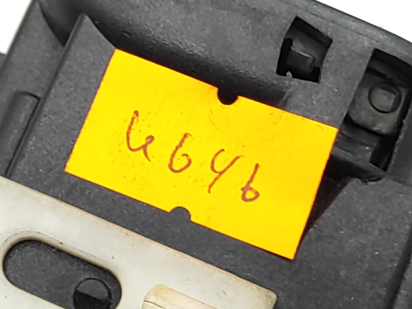 Mercedes Benz C Class C220 W203 2005 Power Window Switch Button A2038200210