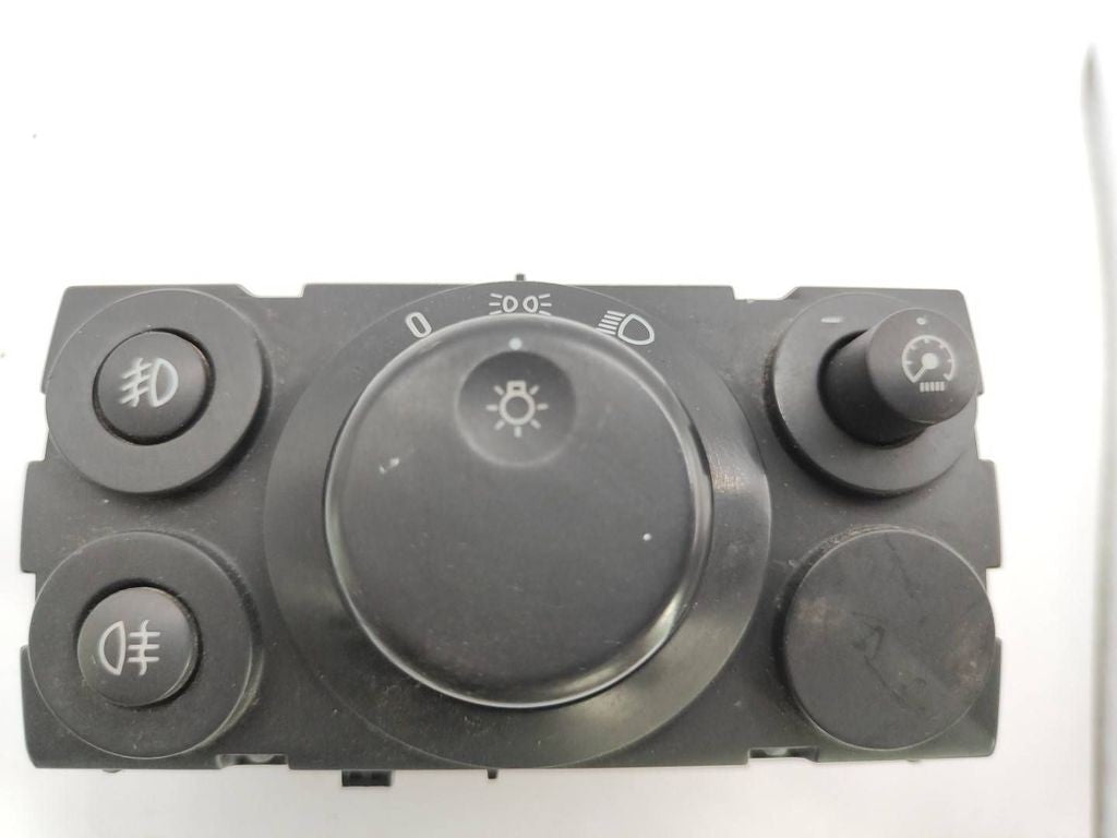 Opel Astra H 2005 Light switch 13100141 