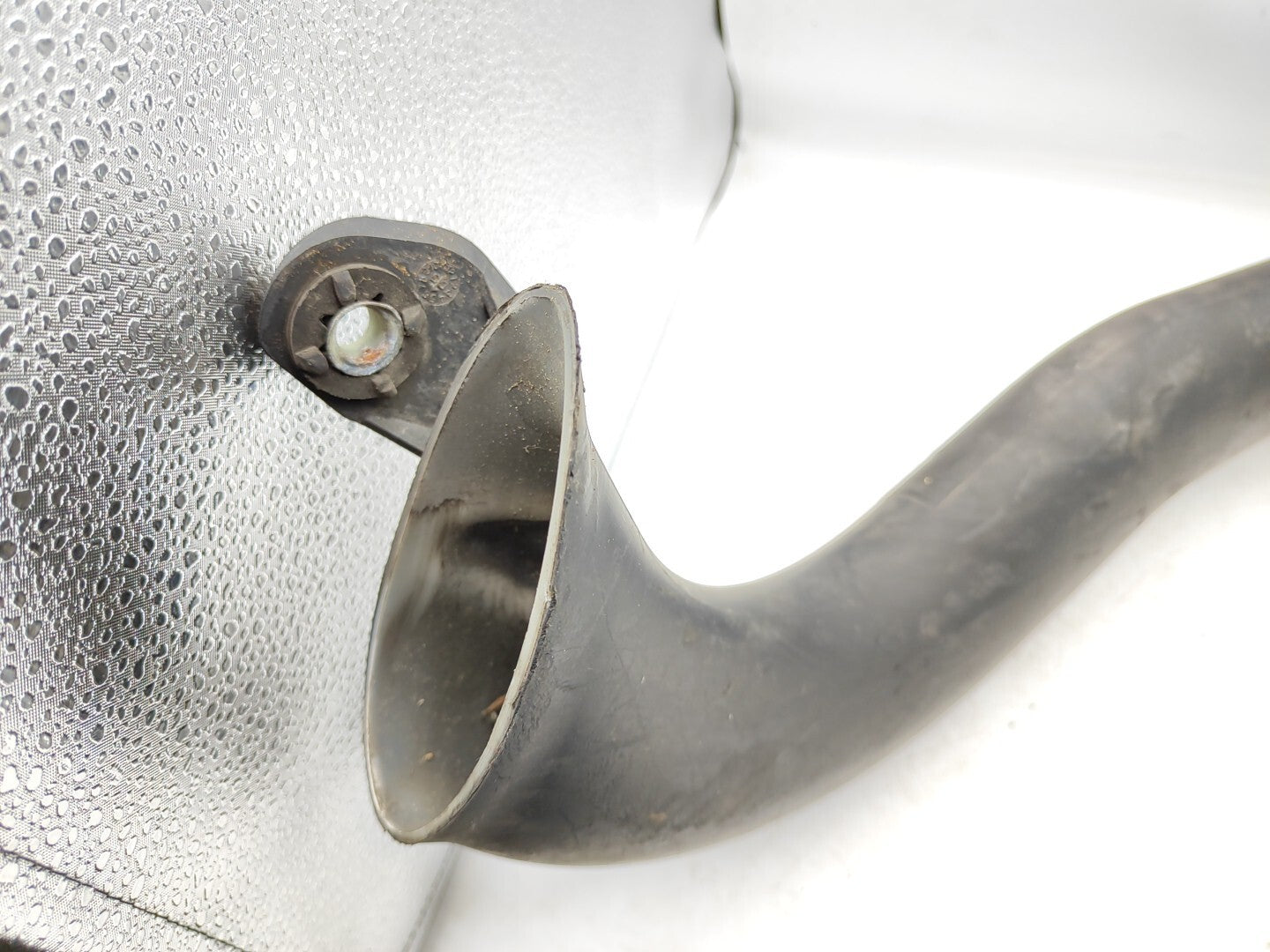 Alfa Romeo 159 1.9JTDM 88kW 2008 Diesel Engine Air Intake Pipe Hose 51772592