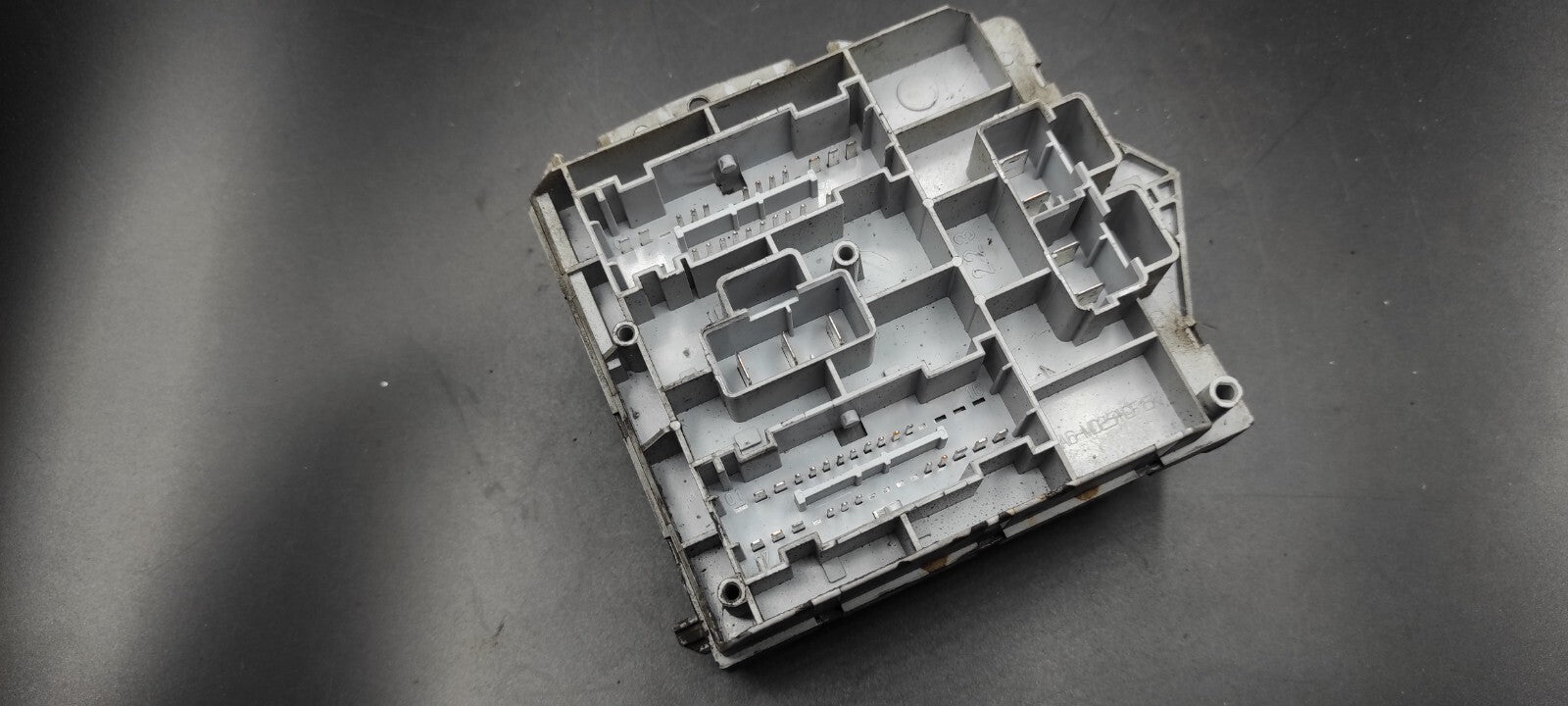 Alfa Romeo 147 1.9JTD 16V 103Kw 2006 Fuse relay module 46558760