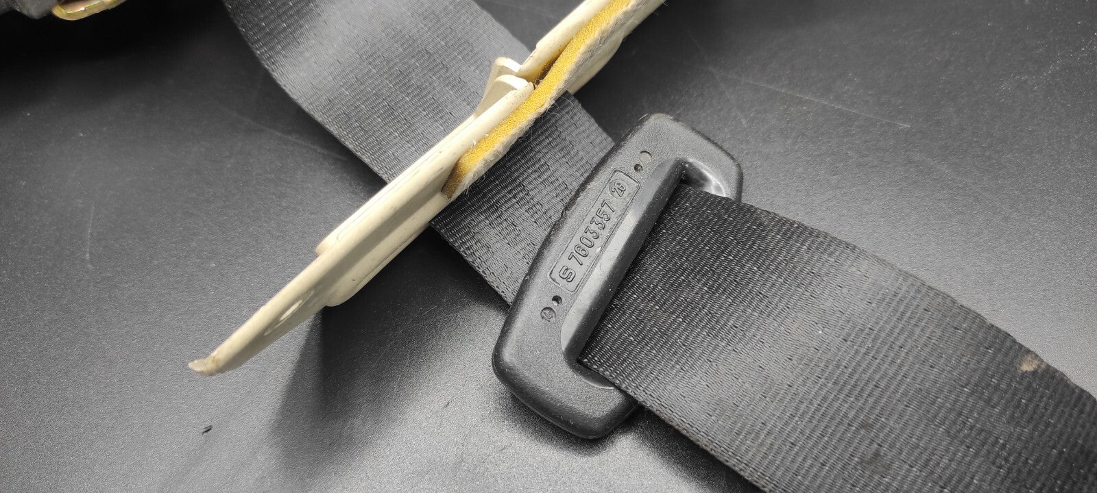 Alfa Romeo 166 2.4JTD 110kW 2001 Rear Left Seat Safety Seatbelt 044047