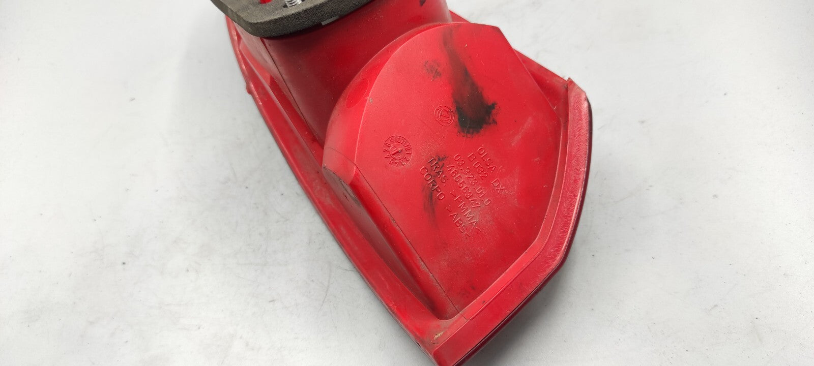 Alfa Romeo 147 1.9JTD 103kW 2003 LHD Rear Right Taillight Lamp 46556347