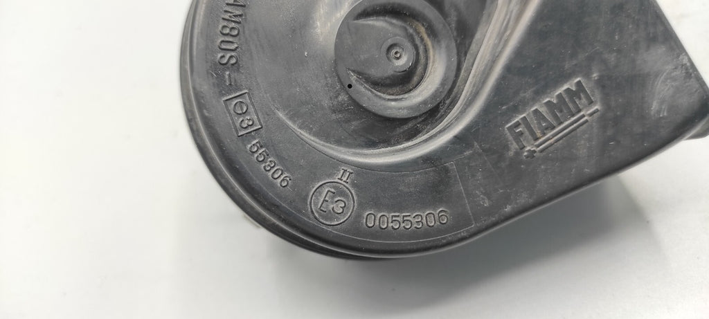 Alfa Romeo 159 1.9JTDm 88kW Diesel 2008 Front Horn 0055306