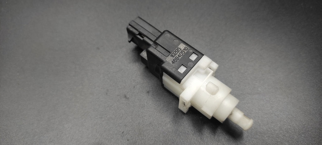 Alfa Romeo 156 Diesel JTD 110kW 16V 2003 Brake Pedal Sensor 46840510