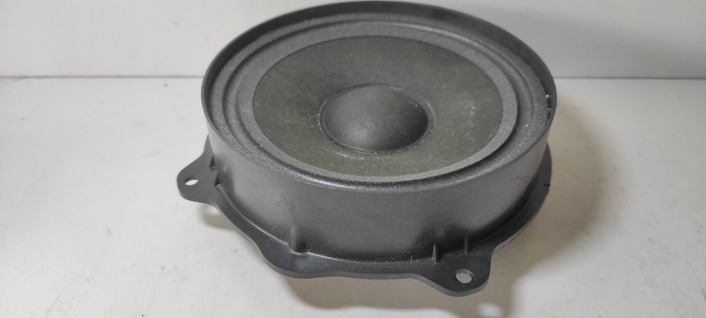 Alfa Romeo 147 1.9JTD 8V 85kW Diesel 2004 Interior Door Speaker